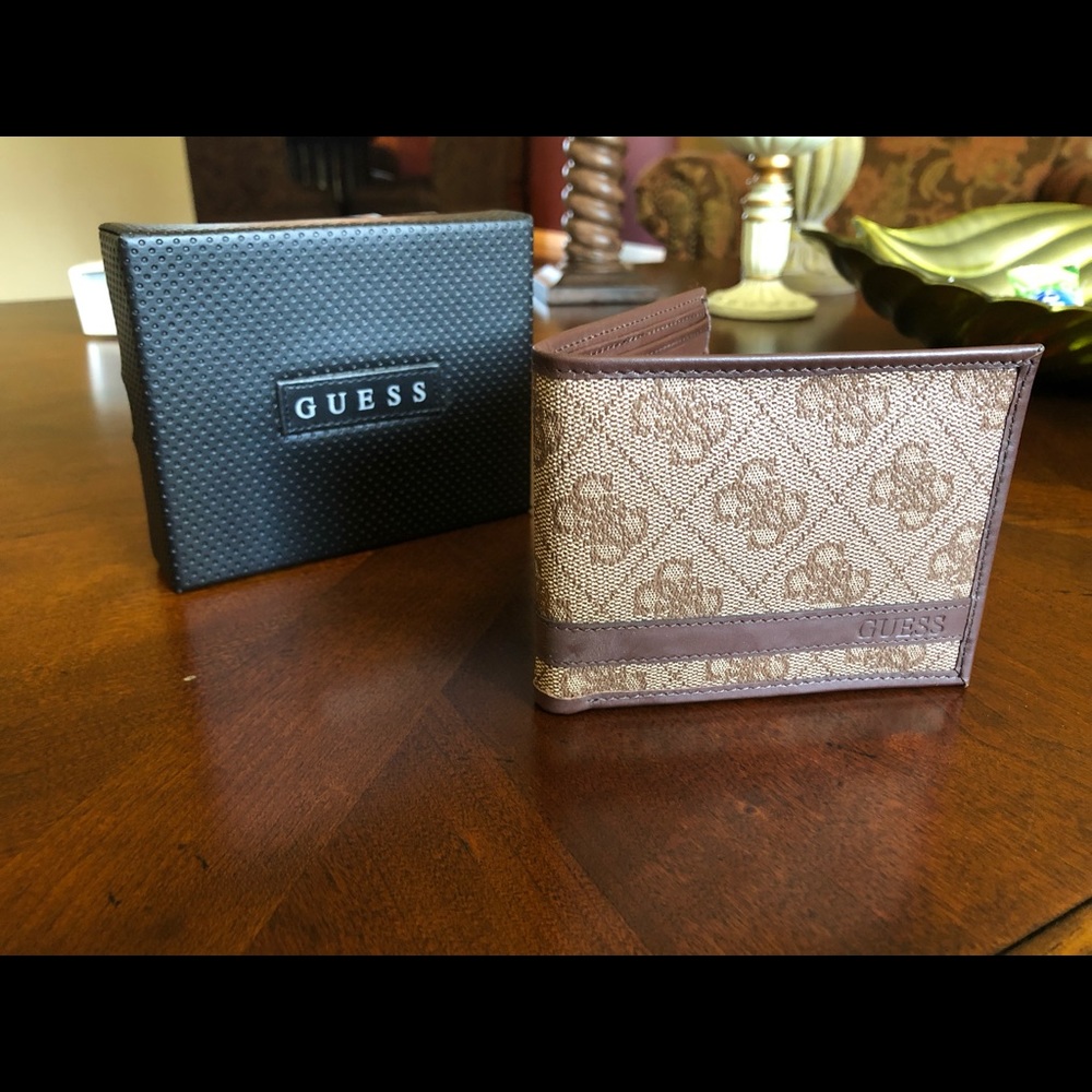 Men’s Guess RIFD Brown Leather Bifold Wallet